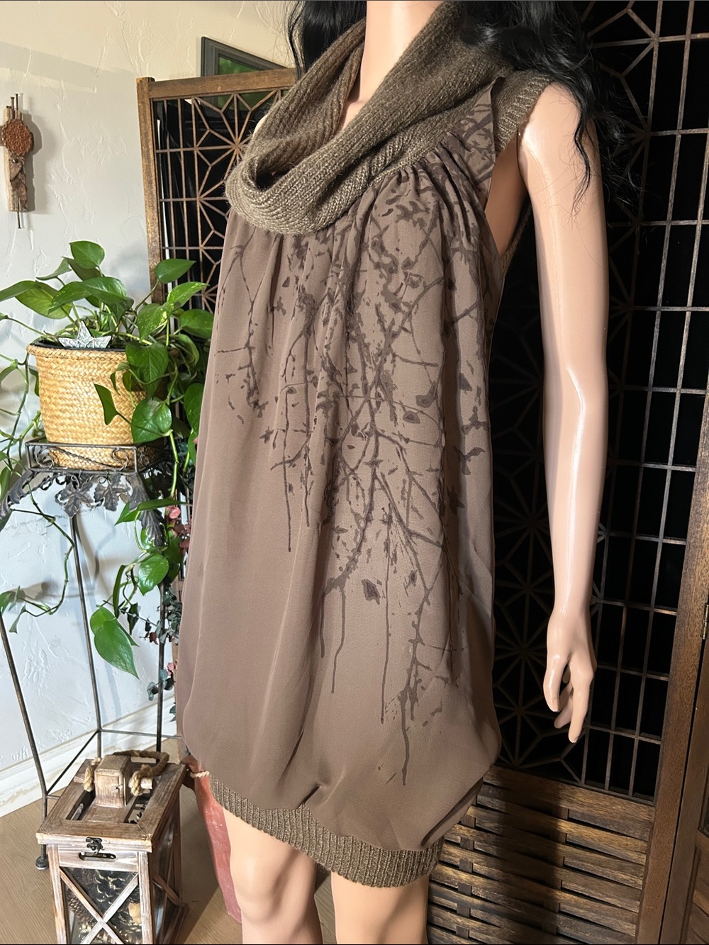 NOTTHESAME EUROPEAN BRAND SWEATER DRESS